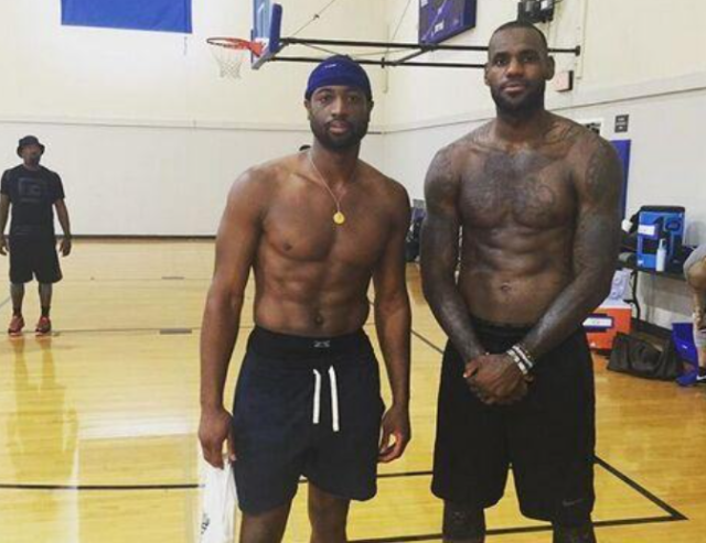 皇马欧冠点球争议 再好的VAR背后也是人操控（皇马欧冠点球引争议：再强的VAR终究由人掌控）