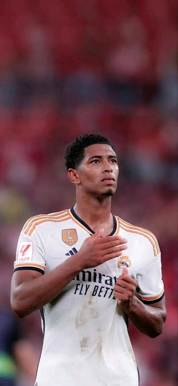 比萨vs拉齐奥 卡利亚里vs萨索洛（比萨对阵拉齐奥，卡利亚里迎战萨索洛）