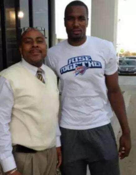 东契奇费城之行：与湖人会合的新征程（东契奇赴费城：开启与湖人合流的新篇章）