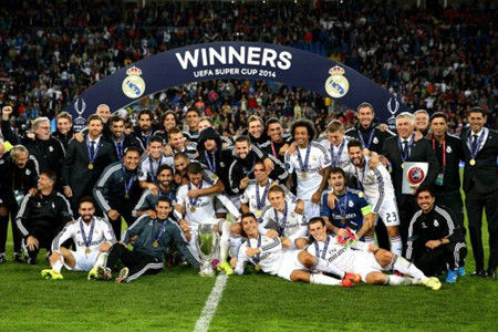 皇马未来之星再次闪耀伯纳乌（伯纳乌再迎皇马新星高光时刻）