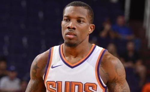 颜骏凌：真正的冠军点是德比；年轻球员涌现对中国足球是好事（颜骏凌：夺冠关键在德比，年轻球员崛起利好中国足球）