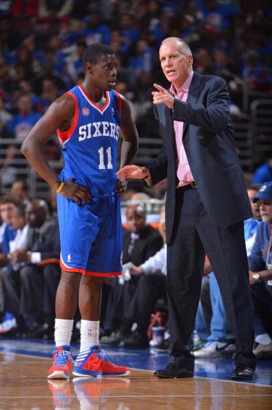 迈克·布朗：我们现在就像在纽约一样，球迷真的太棒了（迈克·布朗：我们这儿的氛围堪比纽约，球迷真是太给力了）