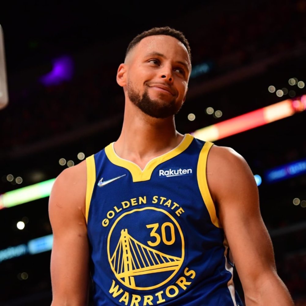 《在场外》视频栏目｜对话辽宁铁人：家乡、平常心和关于中超的明天（在场外特别视频：与辽宁铁人聊家乡、平常心及中超的未来）