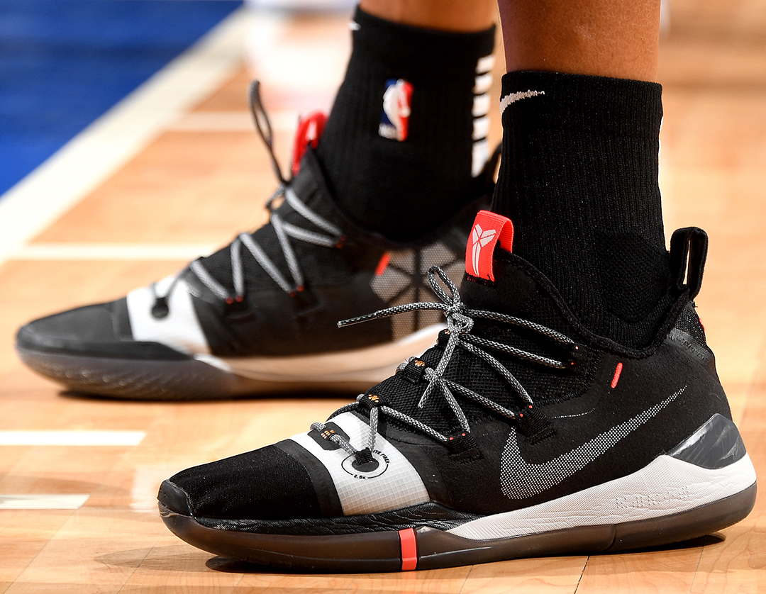 汉密尔顿：最喜欢内马尔和维尼修斯；欣赏梅西的技术（汉密尔顿自曝最喜欢内马尔和维尼修斯，称赞梅西技术精湛）