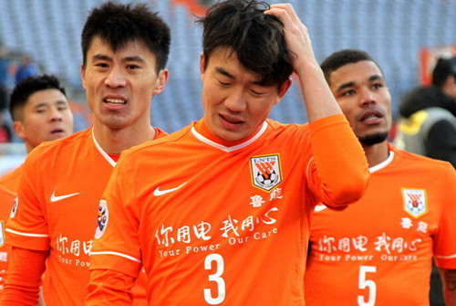 中足联颁奖礼获奖名单：拉莫斯最佳主帅，卡扎荣膺中超MVP（中足联年度颁奖：拉莫斯当选最佳教练，卡扎斩获中超MVP）